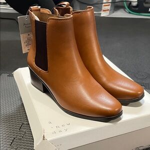 NWT A New Day Brown Ankle Booties size 8.5